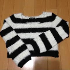 セシル ショート丈 ニットのサムネイル
