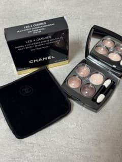 CHANEL アイシャドウ　コスメ　新品　シャネルのサムネイル