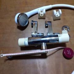 TOTOのサーモスタットシャワー金具・バス水栓になります。 TMGG40LEW TOTO 水栓金具 浴室 TMJ40CRV93 - メルカリ