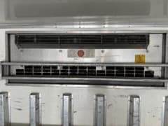 冷凍機　トラック　4トン　冷えます　動作確認済み　-30℃のサムネイル