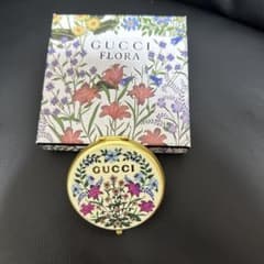 GUCCI FLORA コンパクトミラーのサムネイル