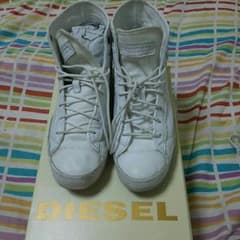 DIESELのサムネイル