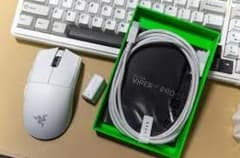 Razer Viper V2 Pro ホワイト ゲーミングマウス 本体のサムネイル