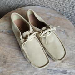 Clarks ワラビー EVO WP 28cm 防水 メープル ベージュ Clarks ワラビー EVO WP 28cm 防水 メープル ベージュ - メルカリ