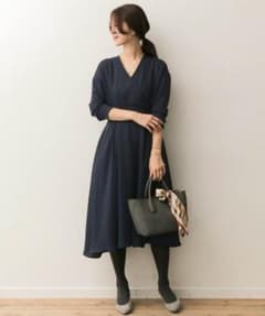 アーバンリサーチ カシュクールとろみワンピースのサムネイル