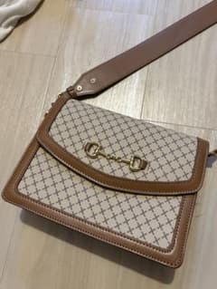 ショルダー バッグ ブラウンのサムネイル