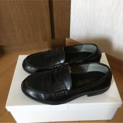 合皮のローファーのサムネイル