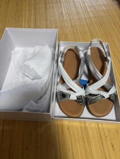 スペイン製　天然皮革　サンダル　定価約1万3千円
