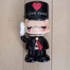 昭和レトロ雑貨☆内藤ルネ I LOVE PARIS 陶器製 貯金箱 人形 - メルカリ