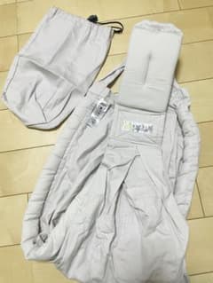 【美品】kerataスリング　抱っこ紐　収納袋のサムネイル