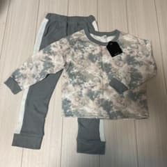 新品未使用 パジャマ 110サイズのサムネイル