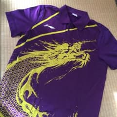 美品　卓球ユニフォームのサムネイル