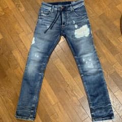 DIESEL ジョグジーンズ　KROOLEY W26のサムネイル