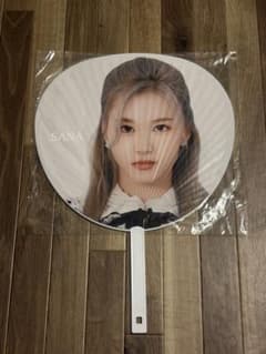 TWICE SANA （サナ）　うちわのサムネイル