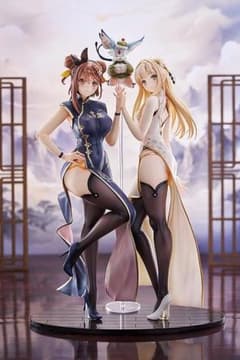 新品未開封　ライザのアトリエ　ライザ＆クラウディア　チャイナドレス　フィギュアのサムネイル