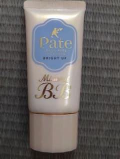 毛穴パテ職人 ミネラルBBクリーム BU  30g BU(ブライトアップ)のサムネイル