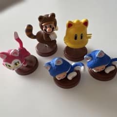 Thumbnail of マリオ　チョコエッグ　たぬきマリオ