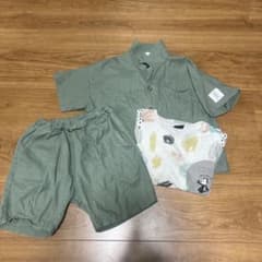 半袖シャツ ショートパンツ セットアップ 120 2セットのサムネイル