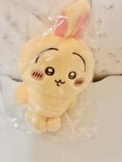 ちいかわ　ちょこっとポージングぬいぐるみ　うさぎのサムネイル