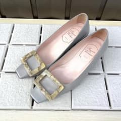 35 ROGER VIVIER パンプス ベル ヴィヴィエ グレー 22 - メルカリ