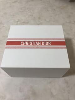 DIOR 箱のサムネイル