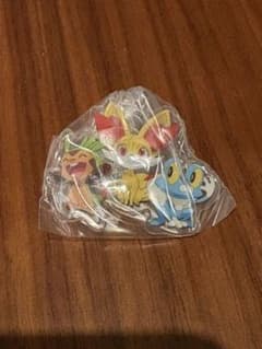 ポケモン 旅立ちの3匹 アクリルスイング ハリマロン フォッコ ケロマツのサムネイル