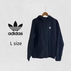 adidas ナイロンジャケット ジャンパー フード付き 薄手 シャカシャカ 黒のサムネイル