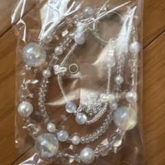 luludiy スマホストラップ 雪の結晶 蝶のサムネイル