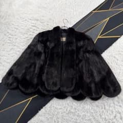 レアデザイン サガミンクロイヤル ポンチョ 裾周220cm なめし柔らか 毛並◎ サガミンクロイヤル グラマミンク ポンチョ 本毛皮 スカラップ XL