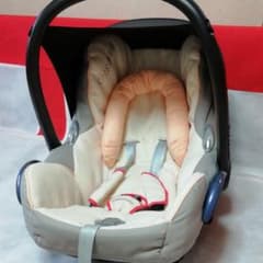 Maxi Cosi カブリオフィックスのサムネイル