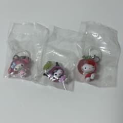 サンリオ　くだもの　めじるしアクセサリー　まとめ売りのサムネイル