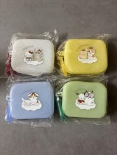 mofusand × サンリオキャラクターズ ミニシリコンポーチ