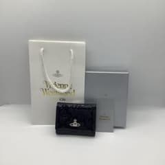 新品未使用】Vivienne Westwood 三つ折り財布 - メルカリ