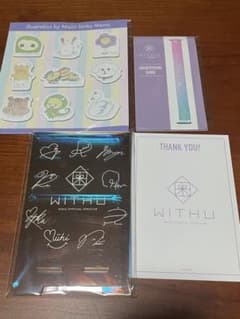 NiziU ファクラブ特典　ふせん、スマートフォンバンド、アクリルスタンドのサムネイル