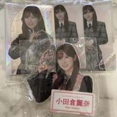 小田倉麗奈 アクリルバッジ プラカード 4点セット - メルカリ