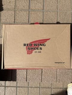 レッドウィングの空き箱のサムネイル