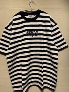 atmos アトモス　Foam Logo Border Tシャツ
