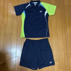 YONEX ヨネックス ユニフォーム 上下セット Lサイズのサムネイル