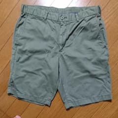UNIQLO チノショートパンツ カーキ Sサイズ ユニクロのサムネイル