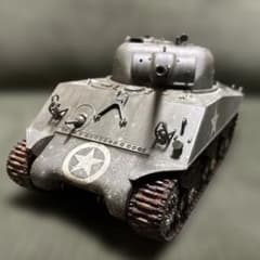 タミヤ　1/35 M4A3 シャーマン 戦車 プラモデル 完成品のサムネイル