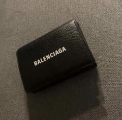 BALENCIAGA【バレンシアガ】折り財布のサムネイル