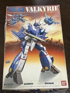 マクロス　1/72 vf-1j バルキリー マックス　バンダイ製　古いキットのサムネイル