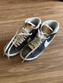NIKE BLZAR ナイキ　スニーカーのサムネイル