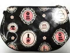 MARY QUANT チェーン付きポーチのサムネイル