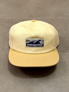 【新品】patagonia キャップ クリーム色 タグ付きのサムネイル