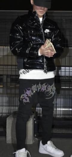 ジャンパリ ラインストーンスキニー サイズ28 - メルカリ