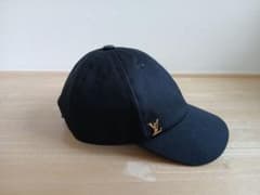 正規品ルイヴィトンM7050L キャップ・LV アイコニックレディース