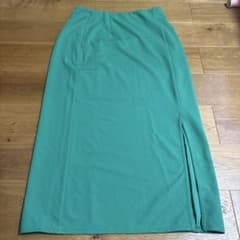 緑のロングタイトスカート(XL)のサムネイル