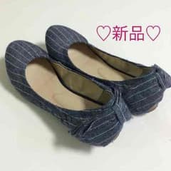 ♡SHOO-LA-RUEパンプス23.5cm♡のサムネイル