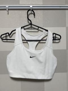 NIKE スポーツブラ　dry-fit Lのサムネイル